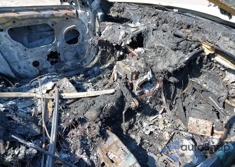 2017 Jaguar Xe 25T Premium z USA, uszkodzony, nr VIN SAJAD4BG0HA954782